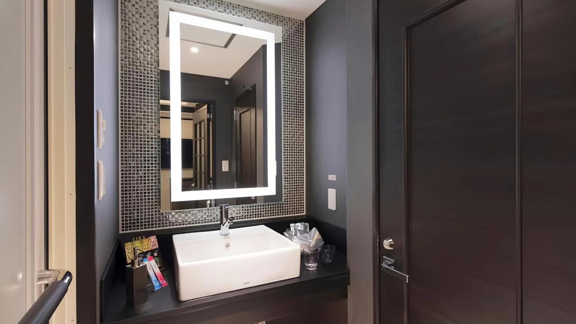 Hotel Refrain Tokyo