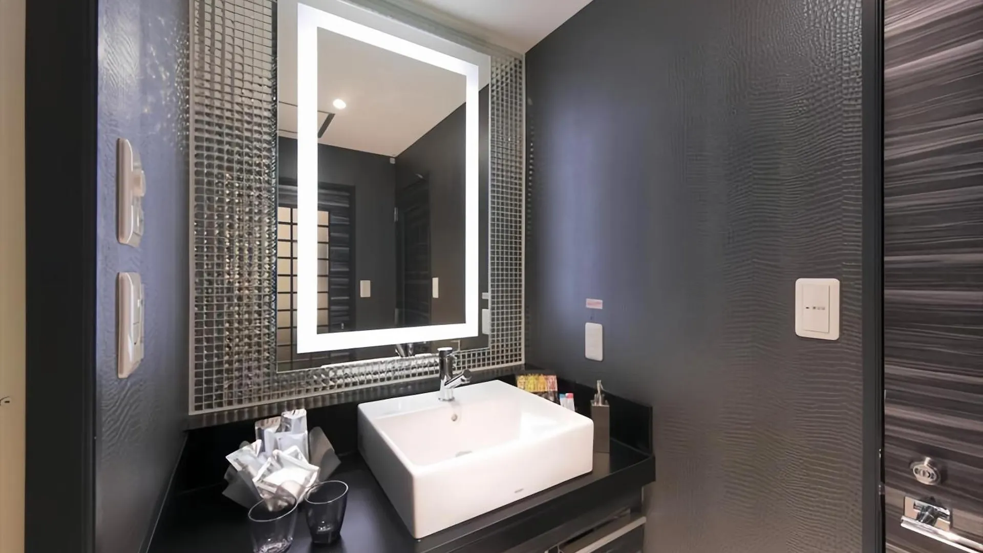 Hotel Refrain Tokyo