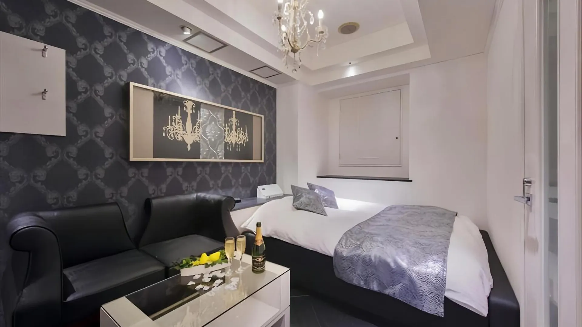 Hotel Refrain 東京都